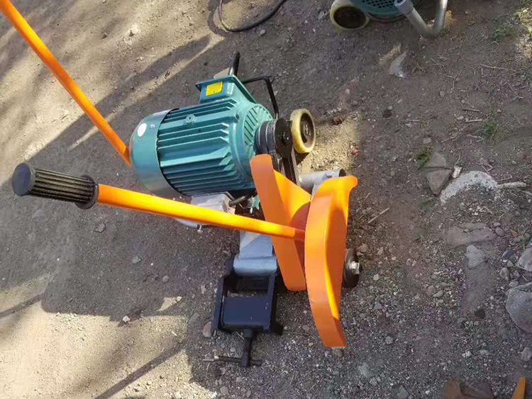 DQG-4型電動(dòng)鋼軌鋸軌機(jī) 