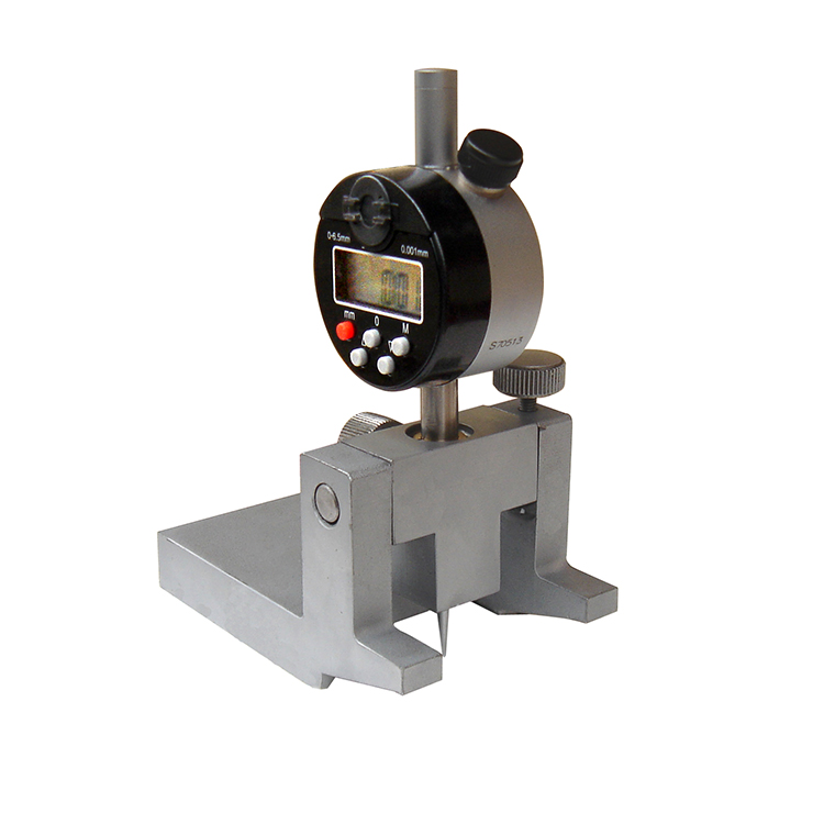 車軸卸(xie)荷槽或軸頸(jing)根部鏽蝕深(shēn)度測量儀(數(shù)顯)