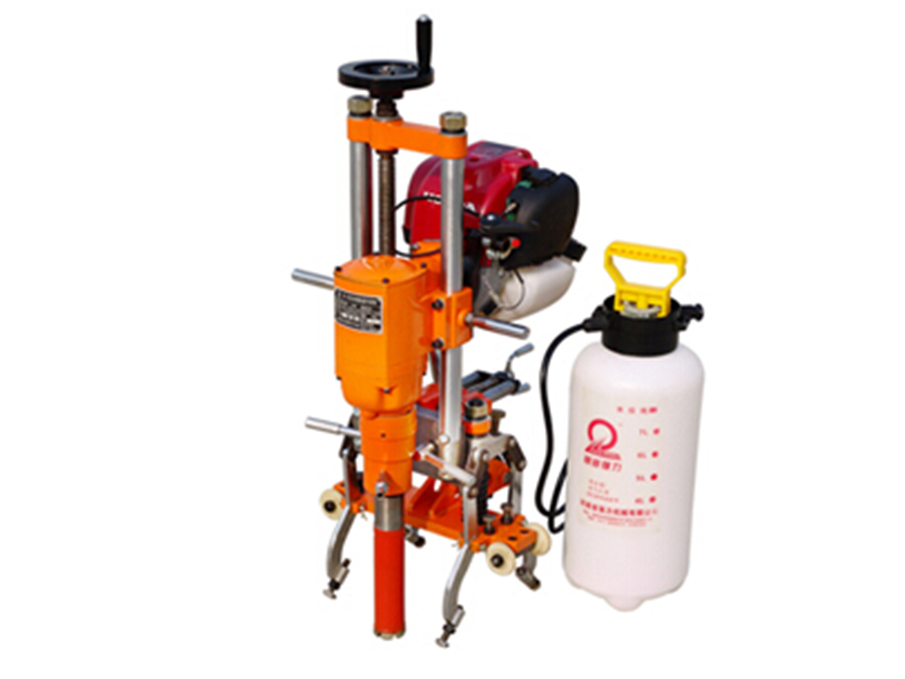 NLQ-45型(xing)內燃軌枕(zhěn)螺栓鑽取(qu)機-鐵路工(gong)務器材