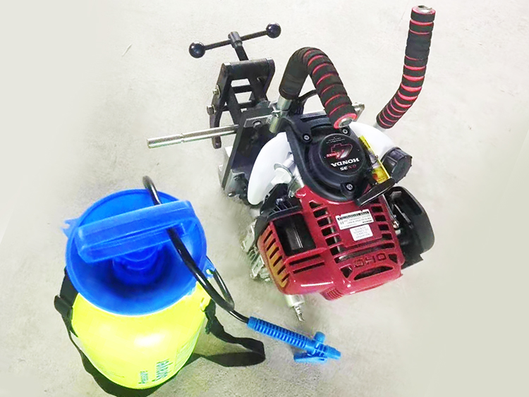 NZG-31II型内(nei)燃鋼軌鑽孔(kong)機 