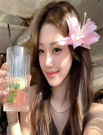 人物深度分析：《吸血鬼猎人D》中的主题的思想内涵与现实意义 认识人物与故事的互动